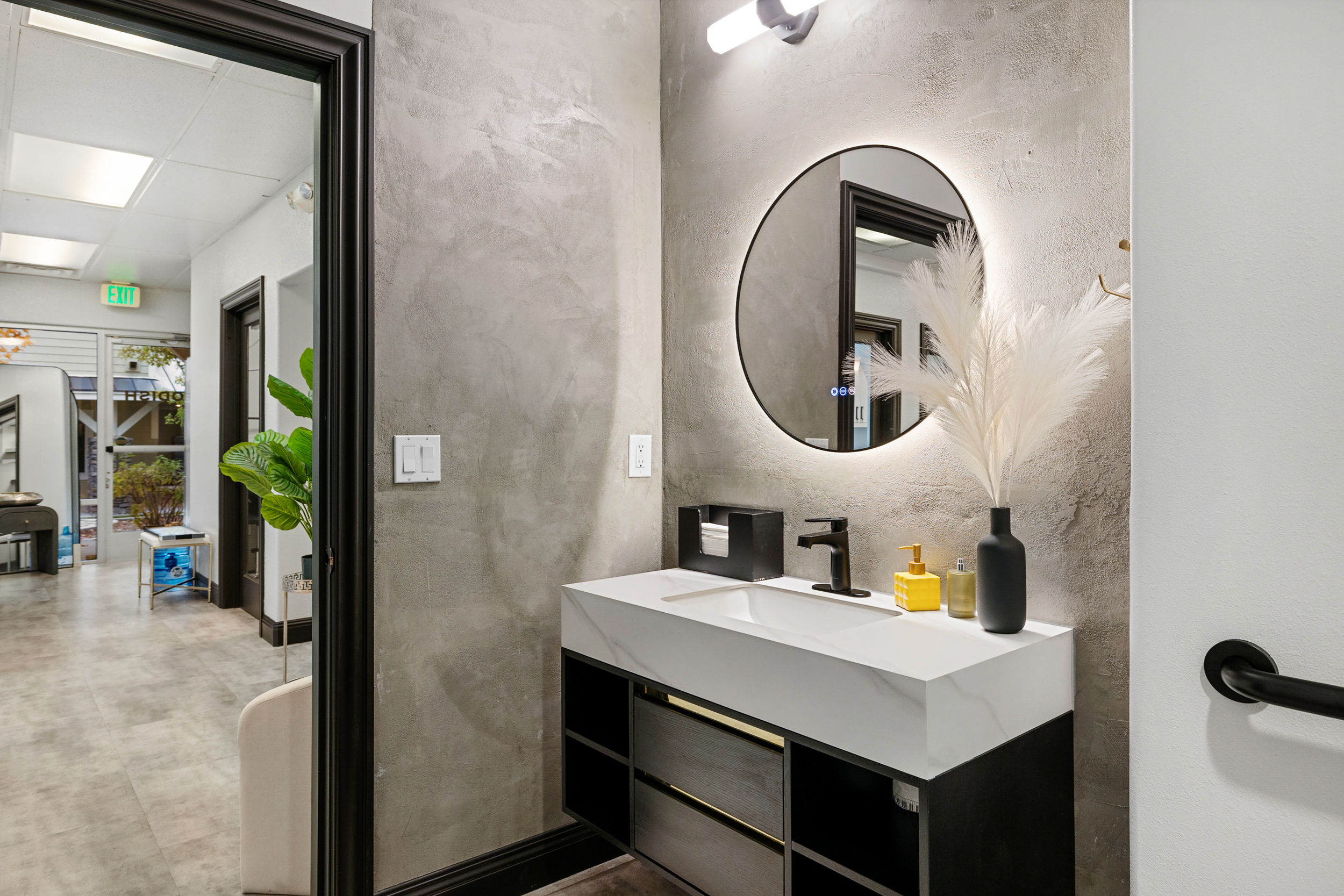 Modish Studios Gallery Image 10